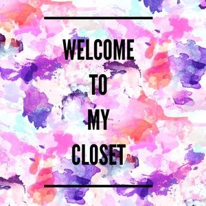 Please Read About My Closet Here ❤️